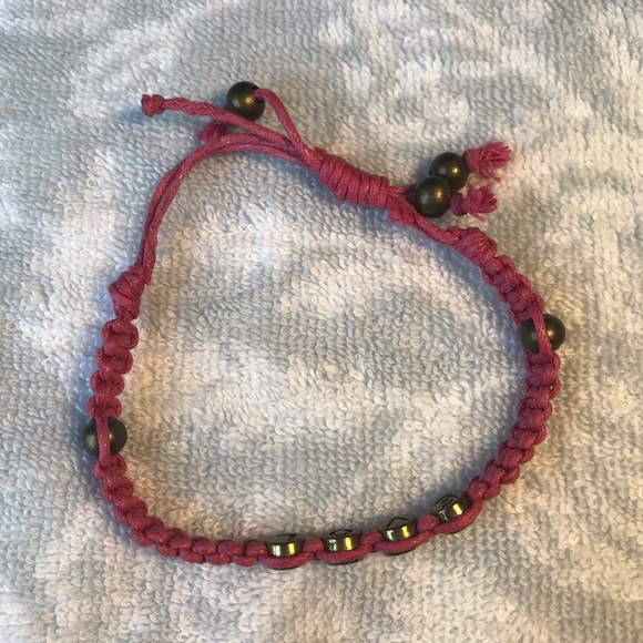 Thread bracelet. - Picture 3 of 3